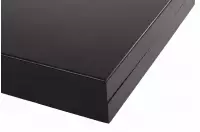 Eleganckie figury szachowe w czarnej drewnianej kasetce Eleganckie figury szachowe w czarnej drewnianej kasetce